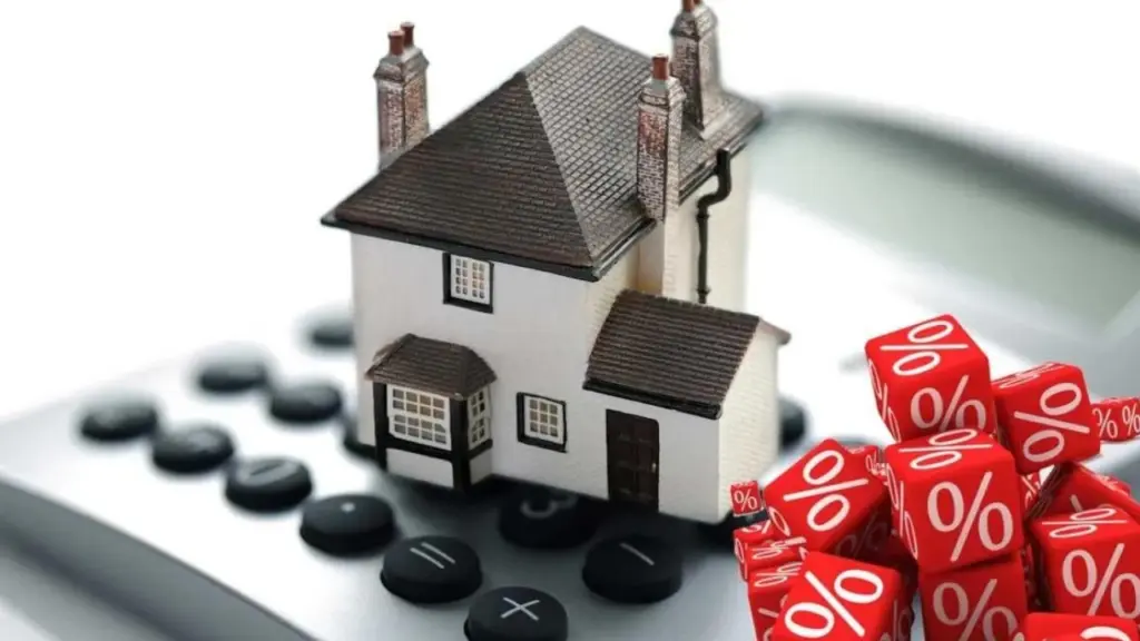 KONUT KREDİSİ FAİZLERİ REKOR SEVİYELERE ULAŞTI: VATANDAŞLAR GERİ ÖDEMELERİ İNCELEMEYE ALDI